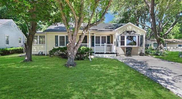 Photo of 2704 Garland St, Leavenworth, KS 66048