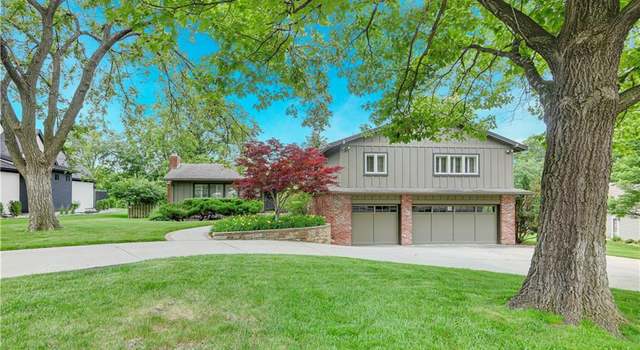 Photo of 2411 W 104th St, Leawood, KS 66206