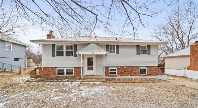 Photo of 1904 SE Abbey St, Blue Springs, MO 64014