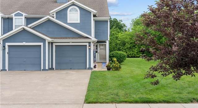Photo of 5573 NW Moonlight Meadow Dr, Lee's Summit, MO 64064