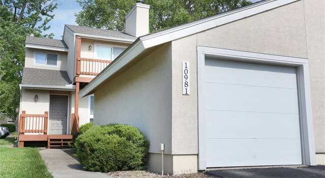 Property at 10981 Rosehill Rd, Overland Park, KS 66210, 2 beds, 1.5 baths