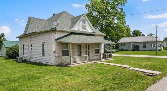 Photo of 210 E Walnut St, Orrick, MO 64077
