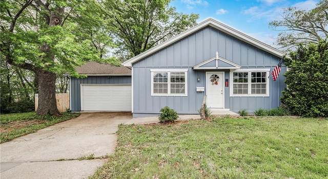 Photo of 224 S Sterling Ave, Sugar Creek, MO 64054