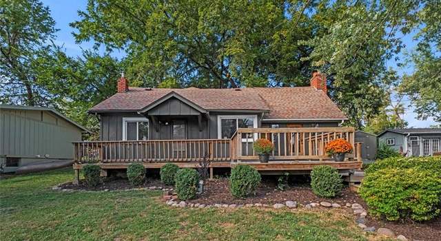 Photo of 70 Dockside Dr, Lake Tapawingo, MO 64015