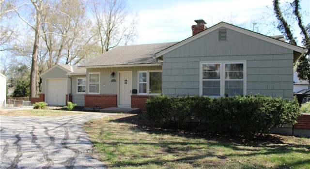 Photo of 6225 Mission Rd, Fairway, KS 66205