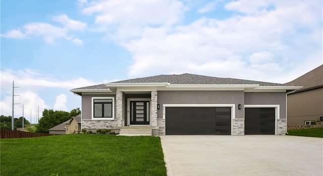 Photo of 8810 N Agnes Ave, Kansas City, MO 64156