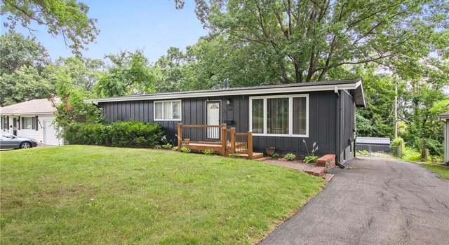 Photo of 6910 Kessler St, Overland Park, KS 66204