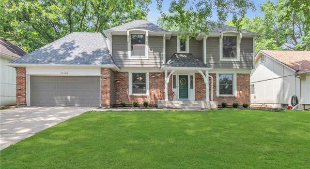 Photo of 10124 Halsey St, Lenexa, KS 66215