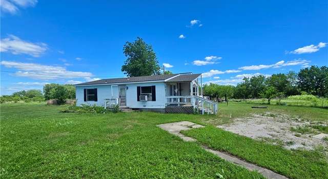 Photo of 2292 Hackberry Rd, Fort Scott, KS 66701