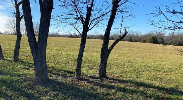 Photo of Tudor Rd, Lee's Summit, MO 64086