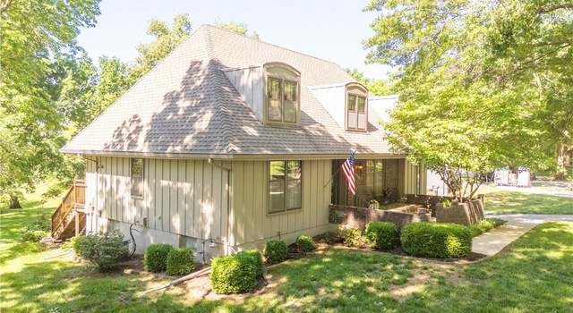 Photo of 401 E 129th Ter, Kansas City, MO 64145