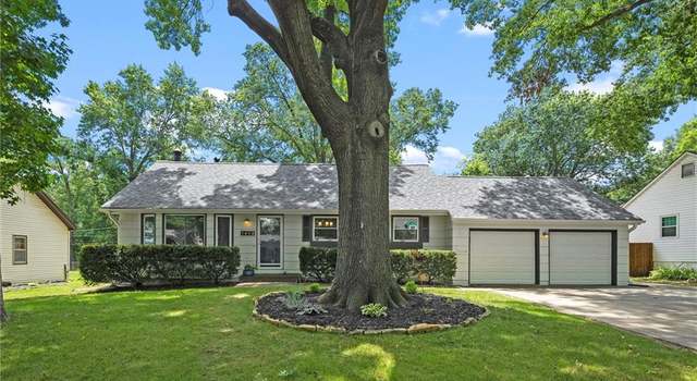 Photo of 7615 W 96th St, Overland Park, KS 66212