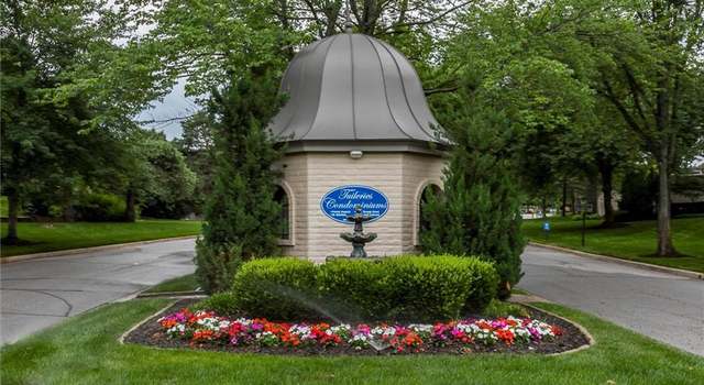 Photo of 10734 Glenwood St Unit A, Overland Park, KS 66211