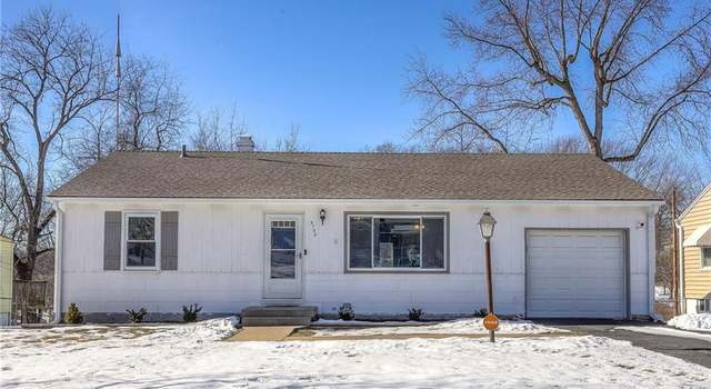 Photo of 3730 N Lister Dr, Kansas City, MO 64117