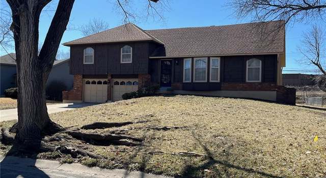Photo of 9420 Goddard St, Overland Park, KS 66214