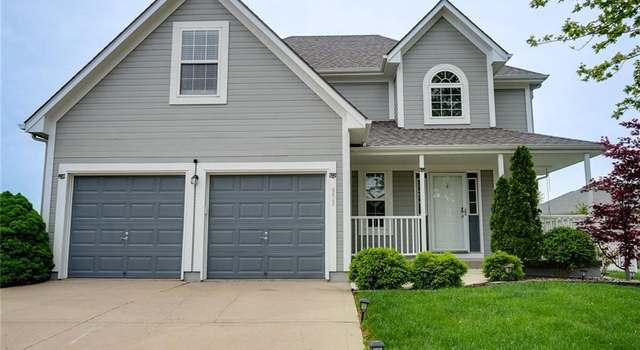 Photo of 953 NW Maplewood Ct, Grain Valley, MO 64029