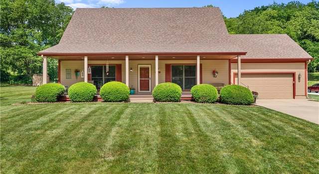 Photo of 3050 S Bradford Ln, Blue Springs, MO 64015