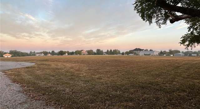 Photo of 00000 Highland Dr, Louisburg, KS 66053