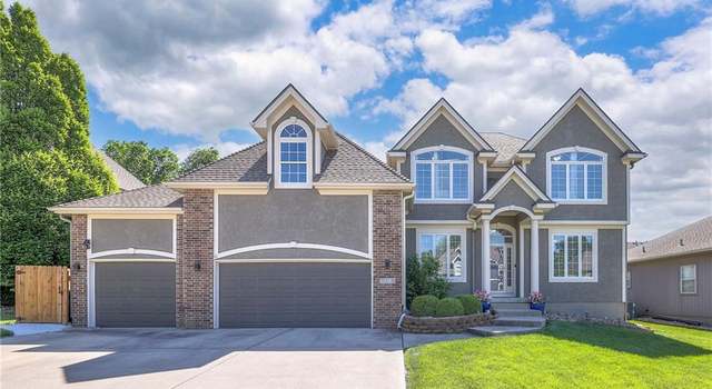 Photo of 3915 SW Granite Ln, Lee's Summit, MO 64082