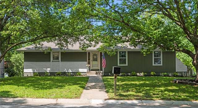 Photo of 5712 NW Raintree Dr, Parkville, MO 64152