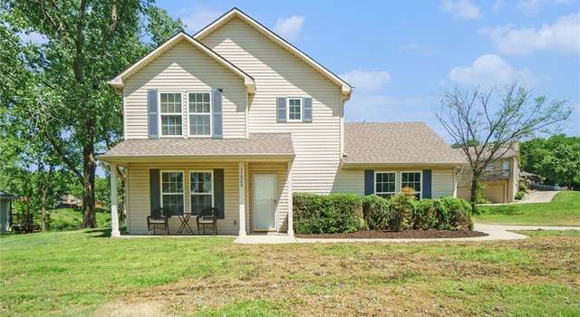 Photo of 11000 NW FF Hwy, Parkville, MO 64152