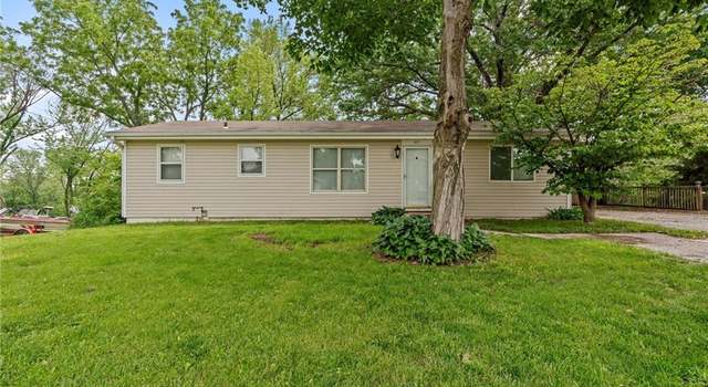 Photo of 407 Salem Rd, Excelsior Springs, MO 64024