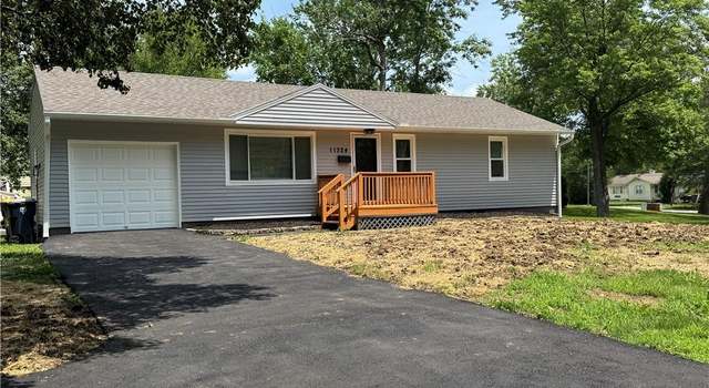 Photo of 11324 Greenwood Rd, Kansas City, MO 64134