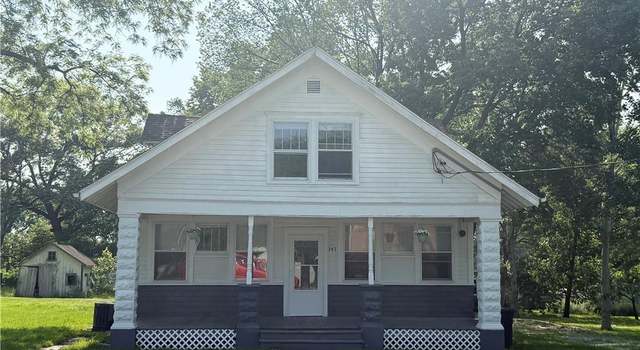 Photo of 347 Walnut St, Kidder, MO 64649