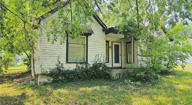 Photo of 310 E 5th St, Colony, KS 66015