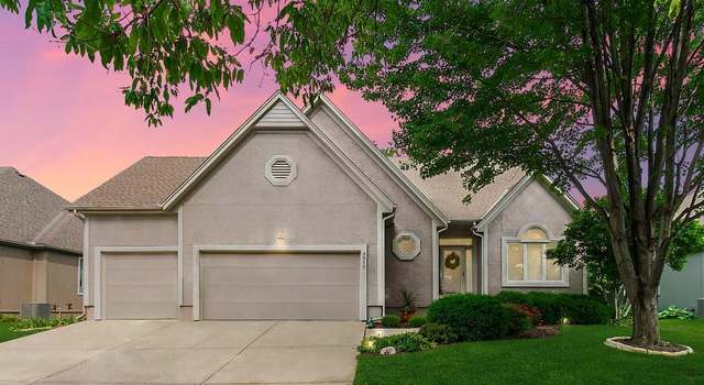 Photo of 9915 Vista Dr, Lenexa, KS 66220