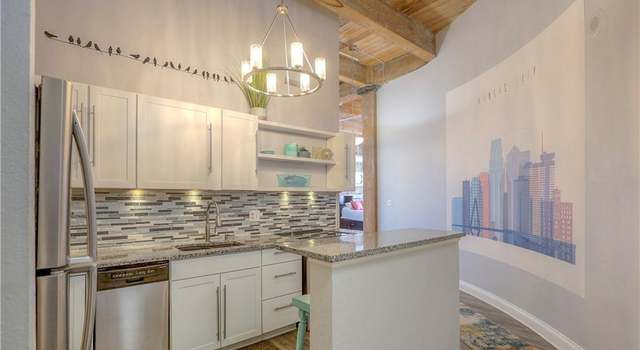 Photo of 308 W 8th St #420, Kansas City, MO 64105