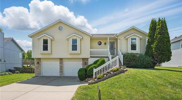 Photo of 10912 N Farley Ave, Kansas City, MO 64157