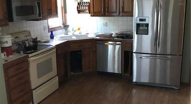 Photo of 8005 N Lydia Ave, Kansas City, MO 64118