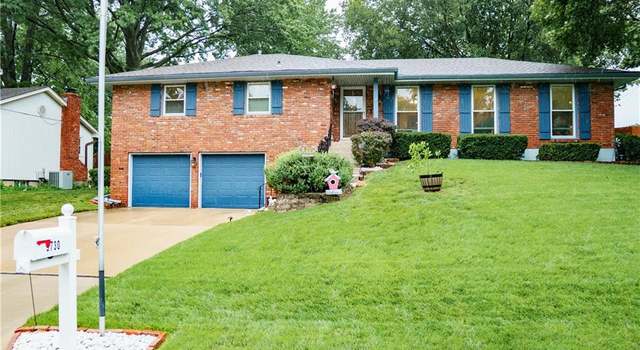 Photo of 9730 Overhill Dr, Kansas City, MO 64152