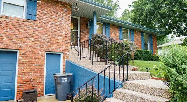 Photo of 9730 Overhill Dr, Kansas City, MO 64152