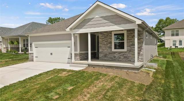 Photo of 401 Leslie Ln, Excelsior Springs, MO 64024