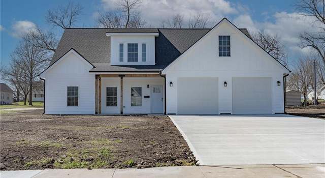 Photo of 605 N Mead St, Cameron, MO 64429