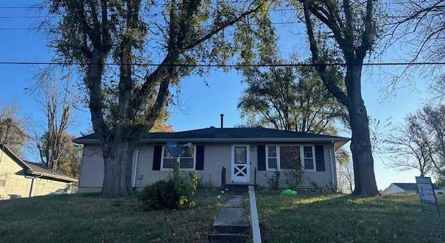 Photo of 807 Main St, Waverly, MO 64096