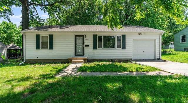 Photo of 1005 67th St, Kansas City, MO 64118