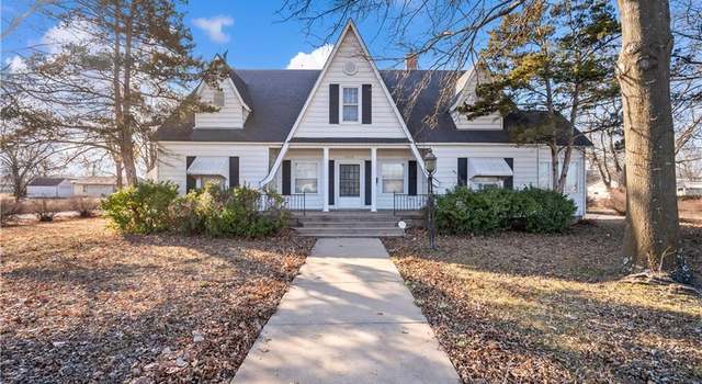 Photo of 2310 Walnut St, Coffeyville, KS 67337