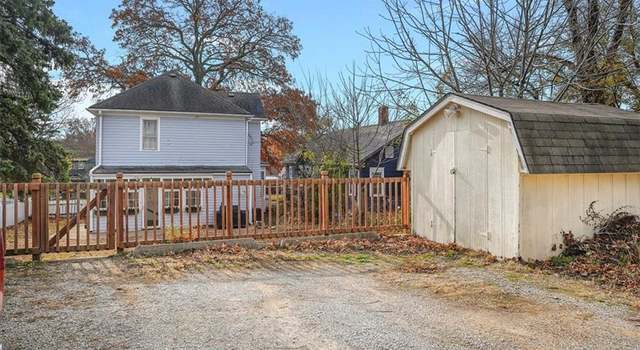 Photo of 1012 Spruce St, Leavenworth, KS 66048