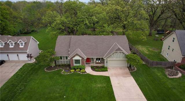 Photo of 10775 Larsen St, Overland Park, KS 66210