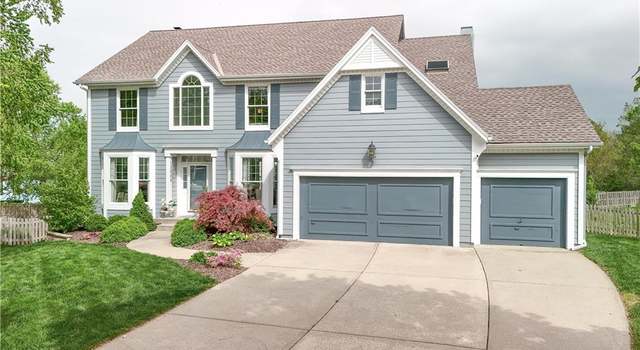 Photo of 13005 Eby St, Overland Park, KS 66213