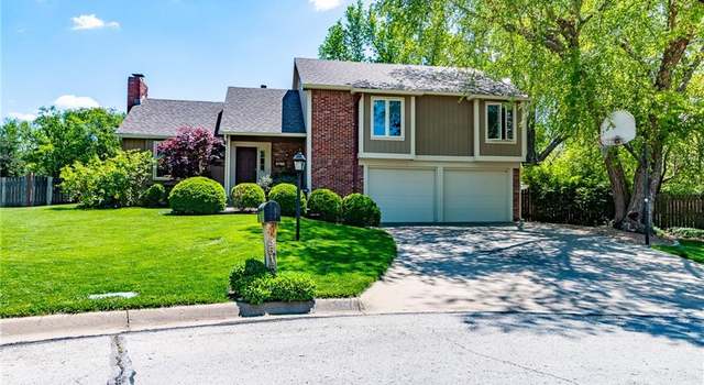 Photo of 3515 Riverview Ct, Lawrence, KS 66049