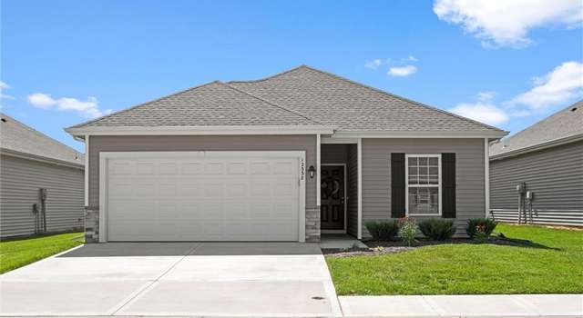 Photo of 12338 N Shannon Ave, Kansas City, MO 64163