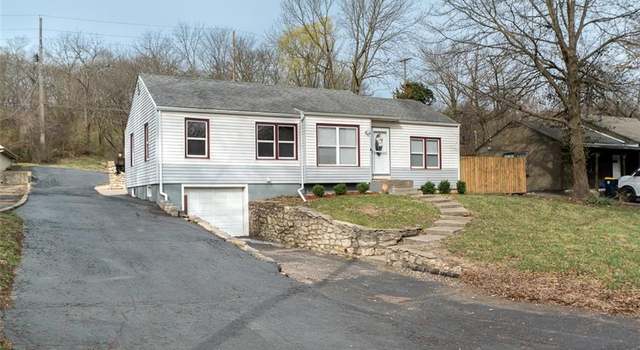 Photo of 8102 Oldham Rd, Kansas City, MO 64138