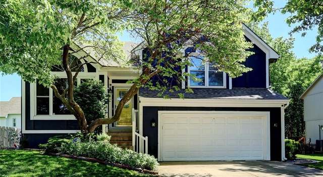 Photo of 1133 NE Cardinal Ct, Lee's Summit, MO 64064