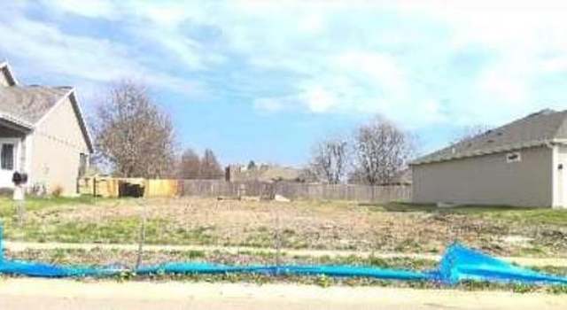 Photo of 5012 Cedar Grove Way, Lawrence, KS 66049