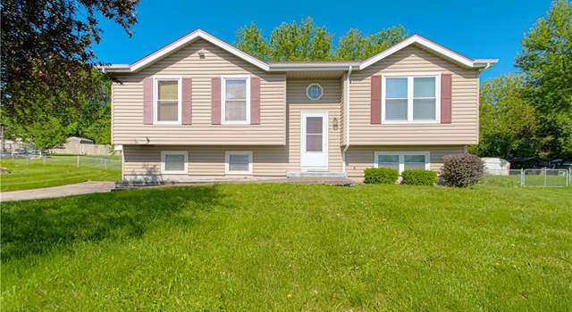 Photo of 10648 N Oak Trfy, Kansas City, MO 64155