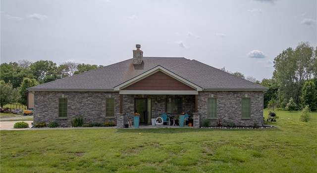Photo of 5260 SE Fox Run Rd, Lathrop, MO 64465